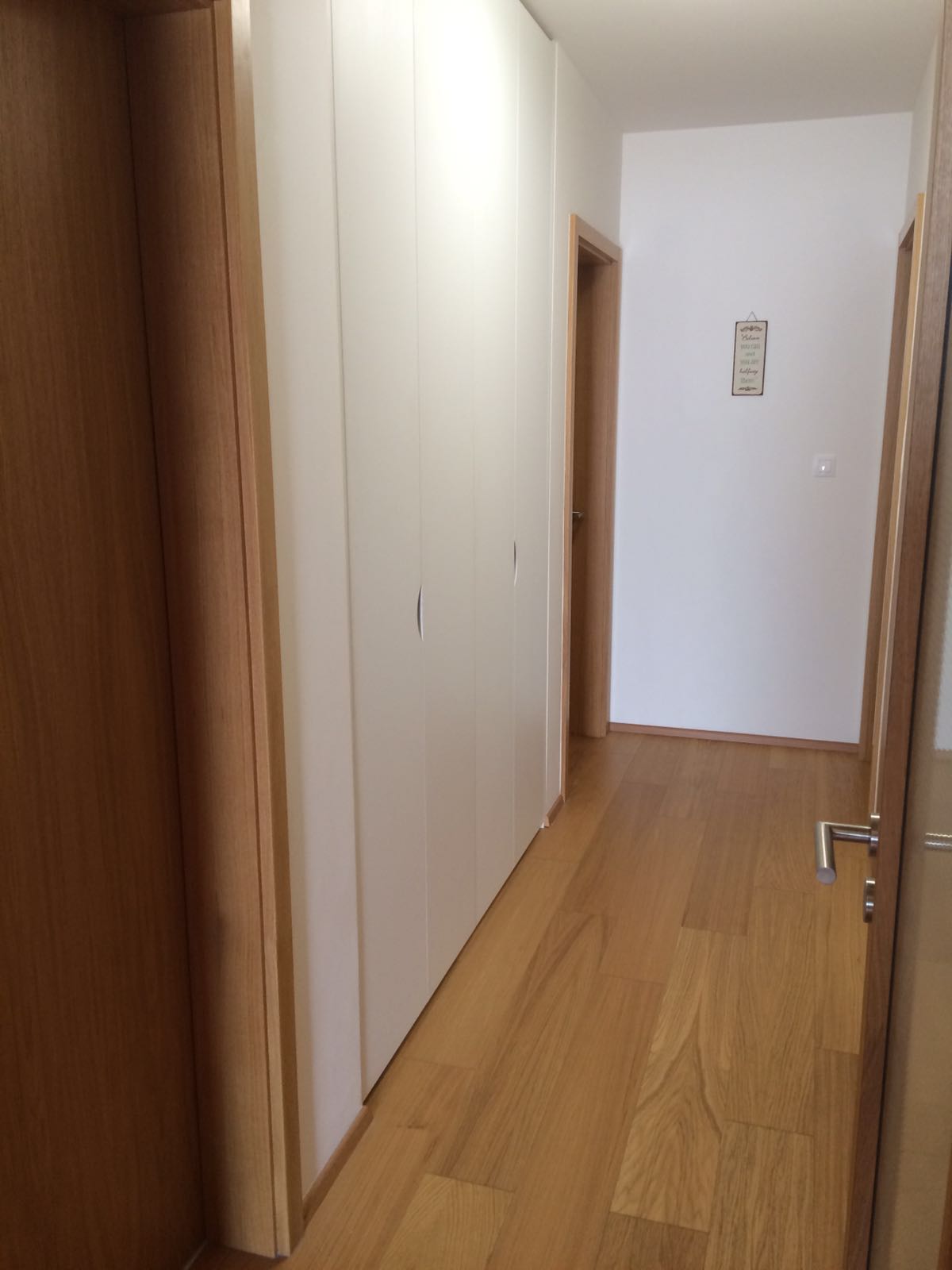 Vestavena_skrin_Marcela_1